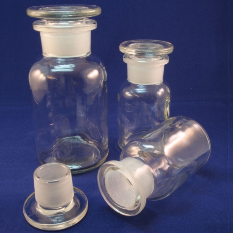 Pulverflaschen mit Glas-Schliffstopfen in Klarglas Pulverflaschen mit Glas-Schliffstopfen in Klarglas
