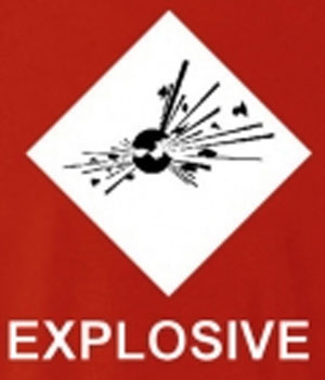 GHS Symbol Explosive auf Jutetasche Gefahrstoffsymbole als Chemiemerchandising